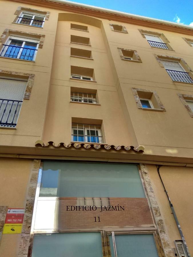 El Jazmin Ventura & Parking Daire Málaga Dış mekan fotoğraf